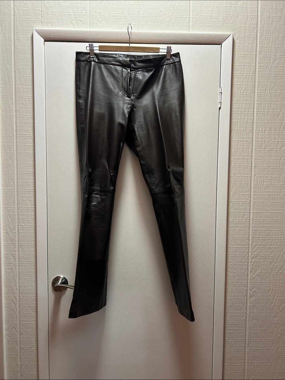 Women’s faux leather Pants